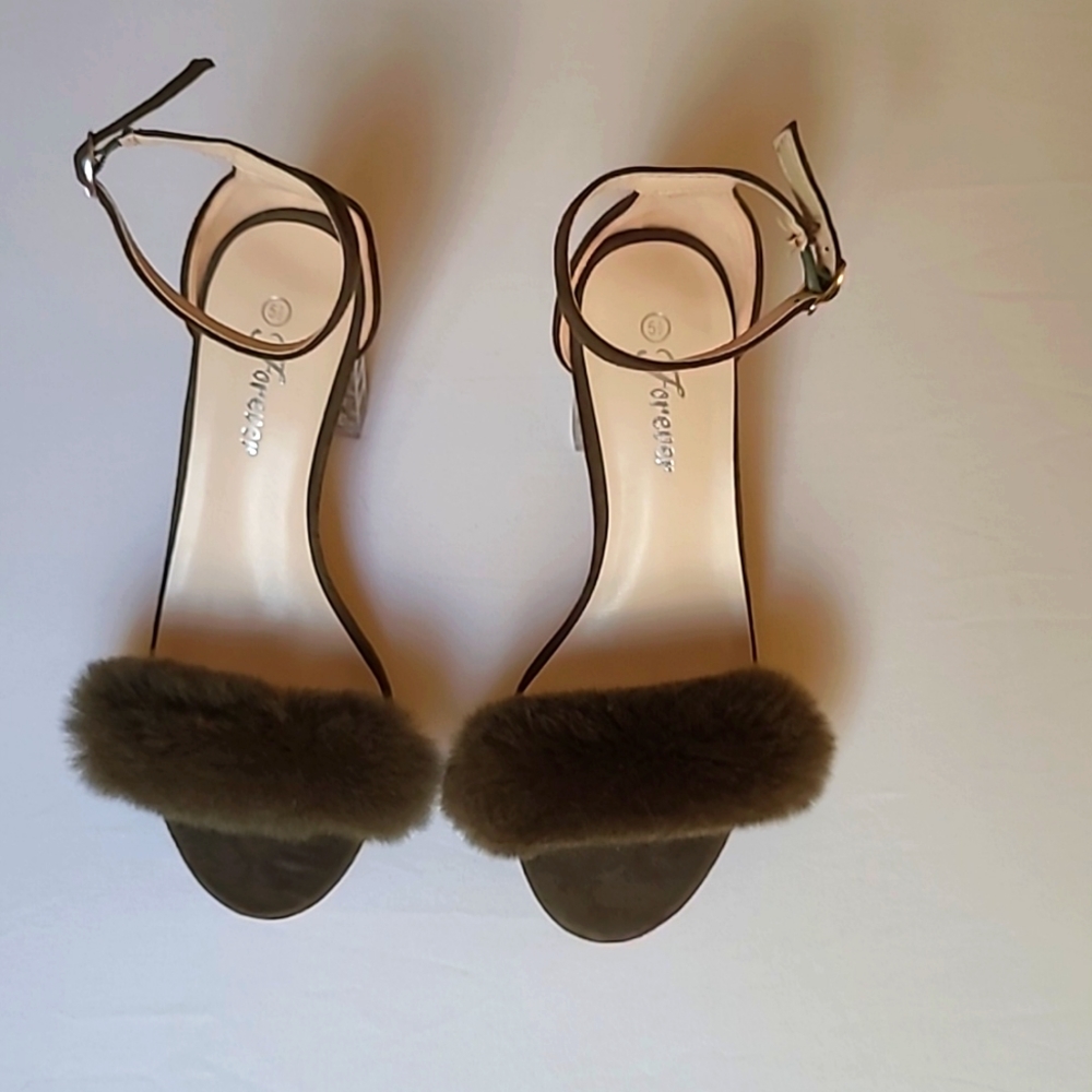New Style: Dignity-05 forever size 5 1/2 military green shoes teddy on leash